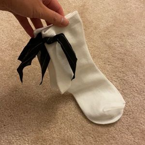 Bow Tied Socks ($3 in bundle)